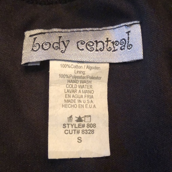 Body Central Iridescent vertical thread layer look lined high waist band mini - Picture 7 of 10